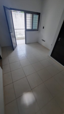 DPTO DE 1 DOR. CON PATIO/ASADOR DE USO COMUN