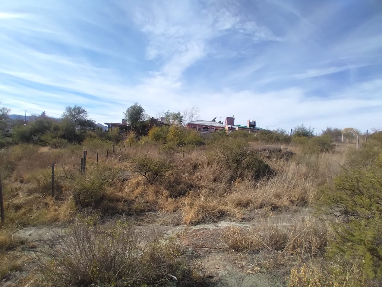 PQUE. SIQUIMAN, EXC. ENTORNO, ESCRITURA, 617 M2