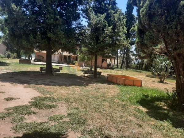 AL LADO DE CAÑUELAS VILLAGE CASA DE 345 M2, SOBRE TERRENO DE 6093 M2 