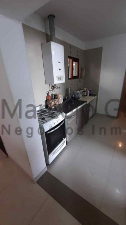 COLINAS DE V. SARSFIELD 3 DOR. 2 BÑOS 125 M2 CUB, COCH Y PATIO