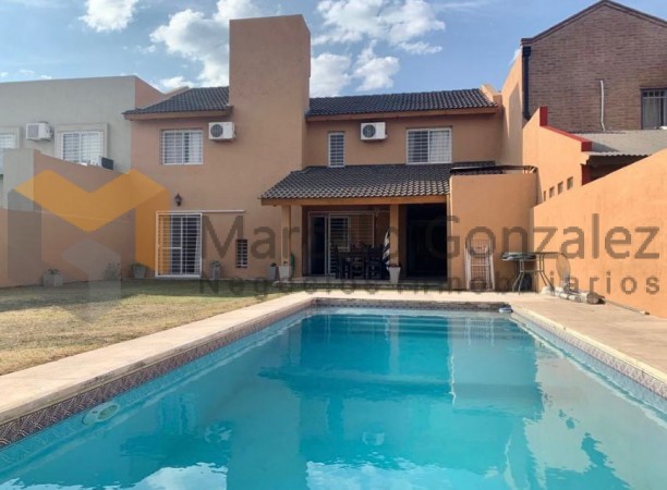 CAÑITAS: ESPECTACULAR, 2 PLANTAS , PATIO Y PILETA, ESCRITURA