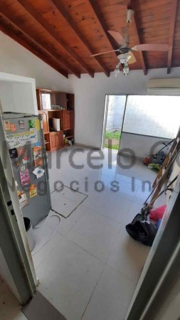 COLINAS DE V. SARSFIELD 3 DOR. 2 BÑOS 125 M2 CUB, COCH Y PATIO