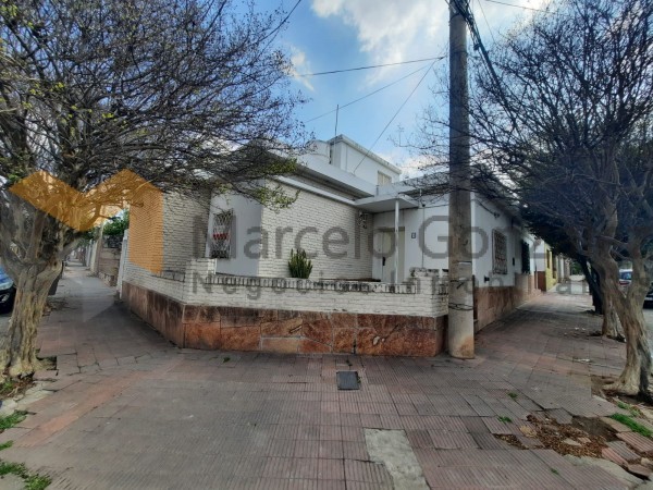 GENERAL PAZ: CASA ESQUINA, APTA DESARROLLISTA