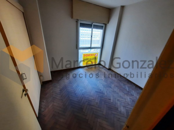CENTRO: RECICLADO 2 DORM.C/DEPEND, ESCRITURA, CON COCHERA
