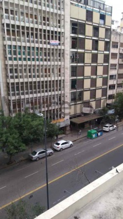 CENTRO: RECICLADO 2 DORM.C/DEPEND, ESCRITURA, CON COCHERA