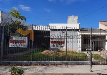 COLINAS DE V. SARSFIELD 3 DOR. 2 BÑOS 125 M2 CUB, COCH Y PATIO